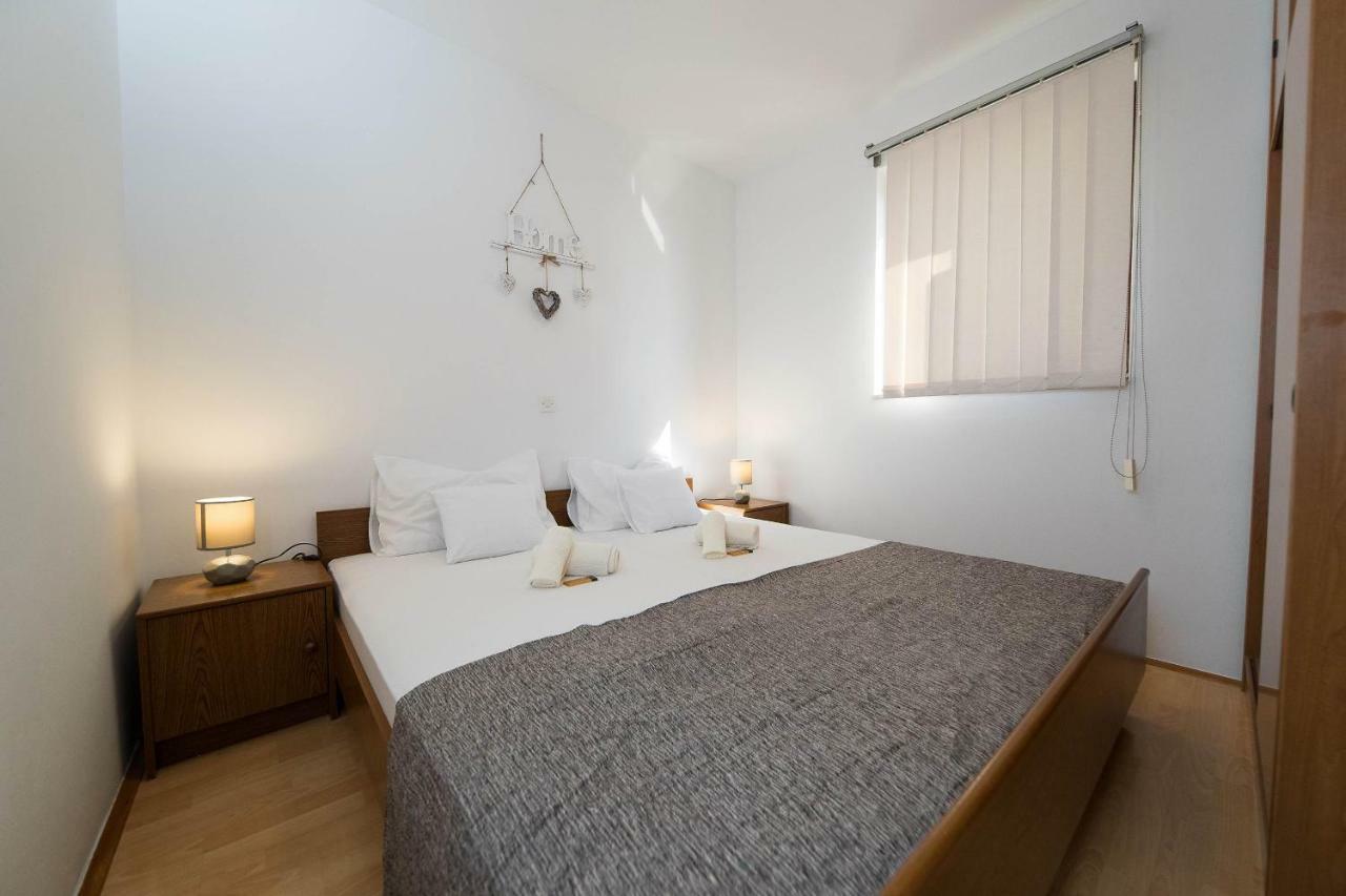 Apartman Ruzica ツリクヴェニツァ エクステリア 写真